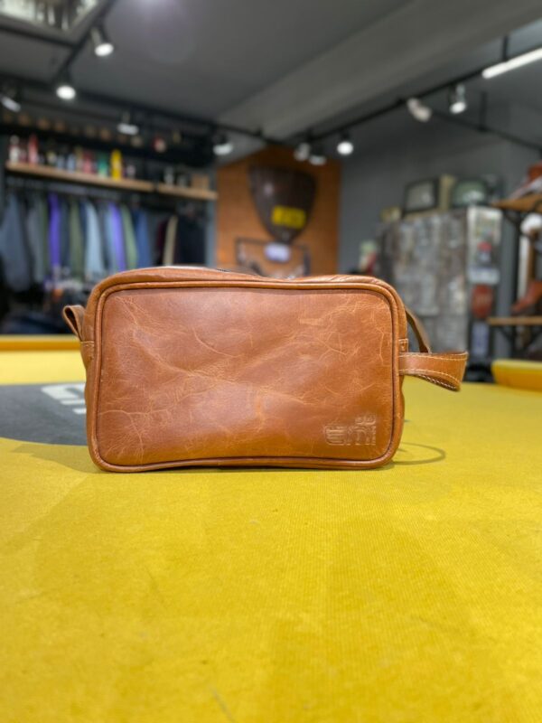 Necessaire em Couro